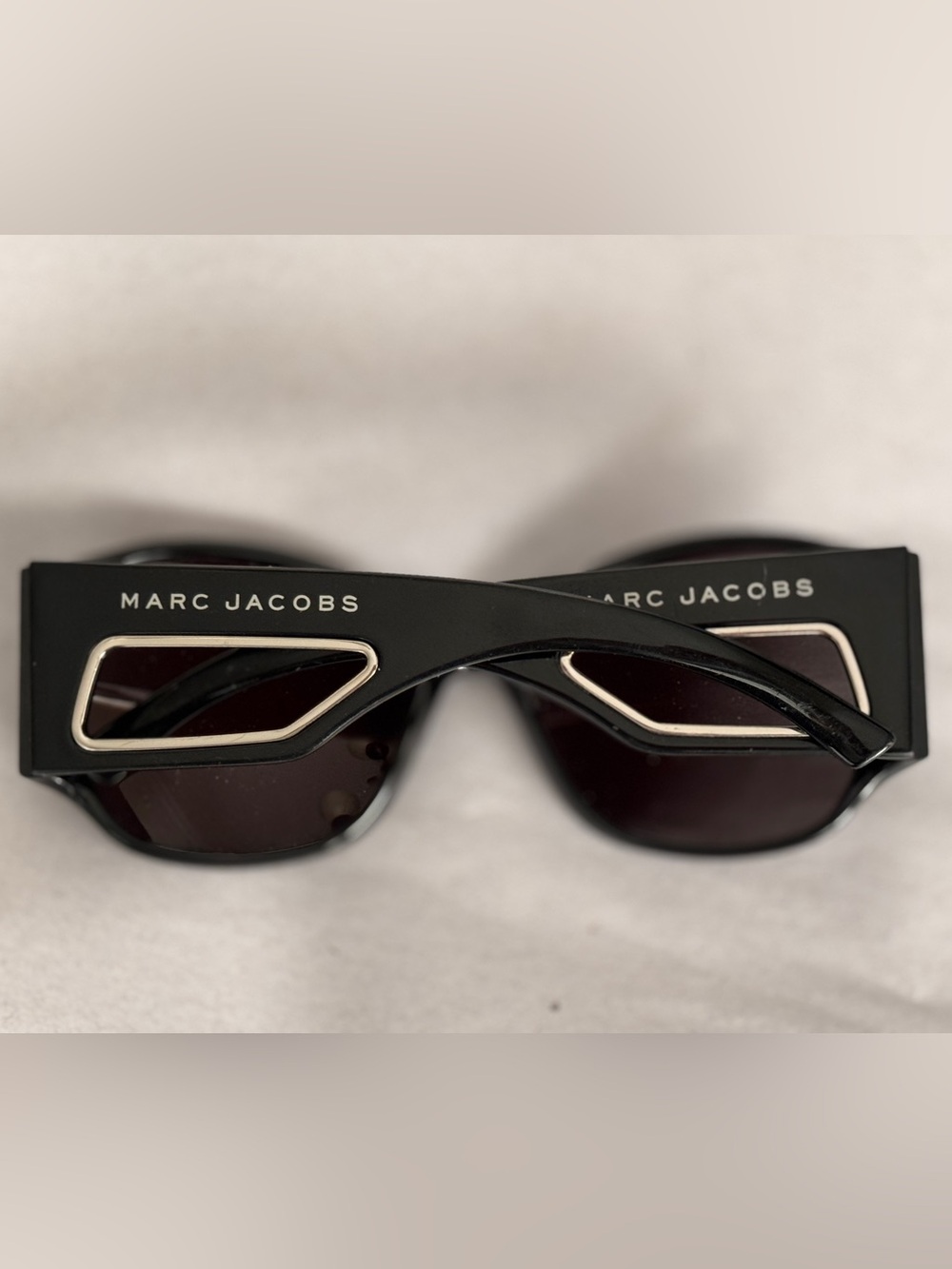 Marc by Marc Jacobs Black Sunglasses with Unique Hinges Modern Design